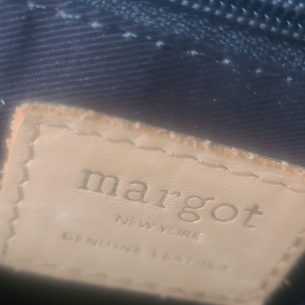 Margot New York Genuine Leather Tote Limited Edition - Picture 10 of 11